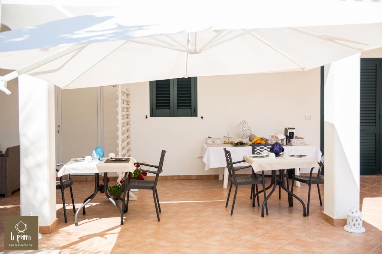 Bed and Breakfast Li Pumi Alliste Exterior foto