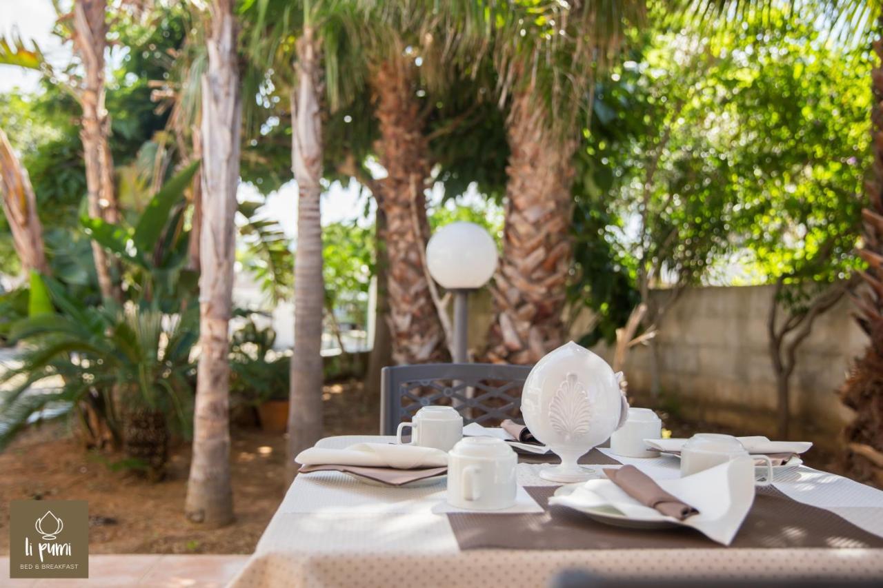 Bed and Breakfast Li Pumi Alliste Exterior foto