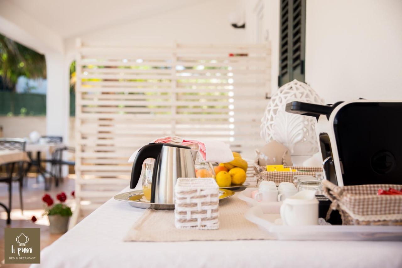 Bed and Breakfast Li Pumi Alliste Exterior foto